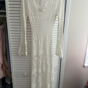 Elegant White Knit Dress